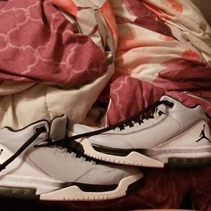 Air jordans Flight.